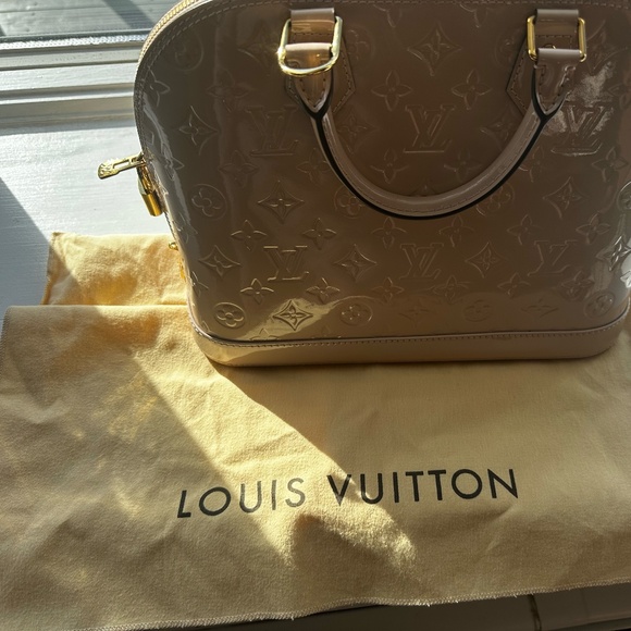 Original Louis Vuitton Alma GM Rose Ballerine ( baby pink) - Picture 2 of 3